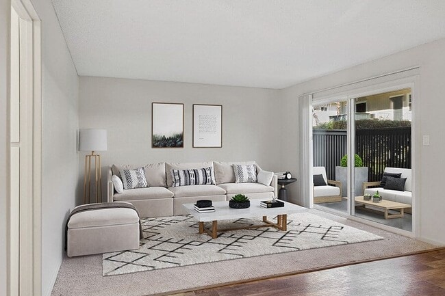 Building Photo - Los Gatos Landing