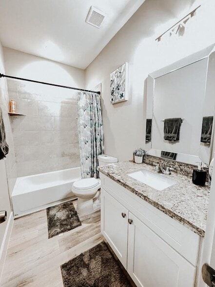 Photo - 1026 Clinton Park St Unit B