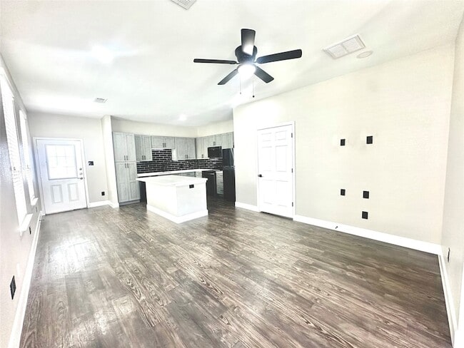 Photo - 62 Woodland Hills Dr Unit B