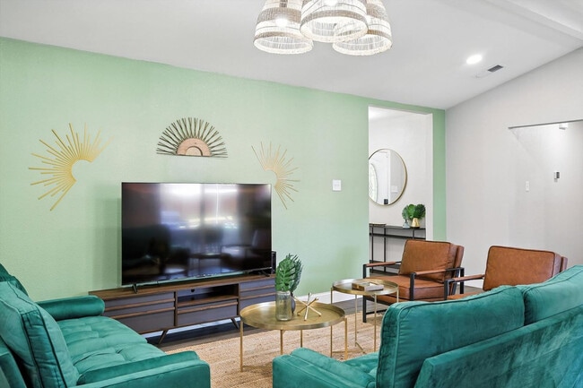 Photo - 1231 Springbrook Cir Unit ID1262017P