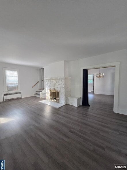 Photo - 145 Christie St