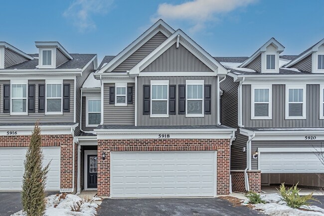 Photo - 5918 Hawkweed Dr