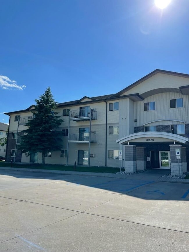 Photo - Campus Place Apartments
