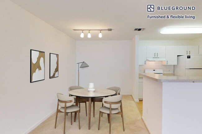 Photo - 313 Avalon Cir