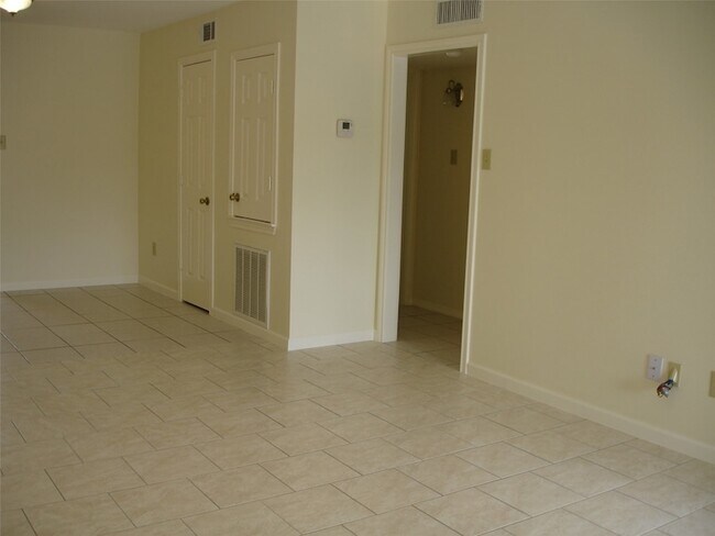 Photo - 14333 Memorial Dr Unit 41