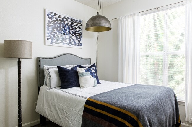 Photo - Carrollton Crossing