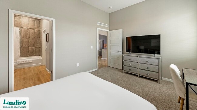 Photo - 402 W Lincoln St Unit 118