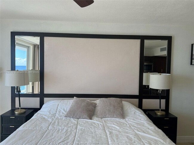 Photo - 19201 Collins Ave Unit 805