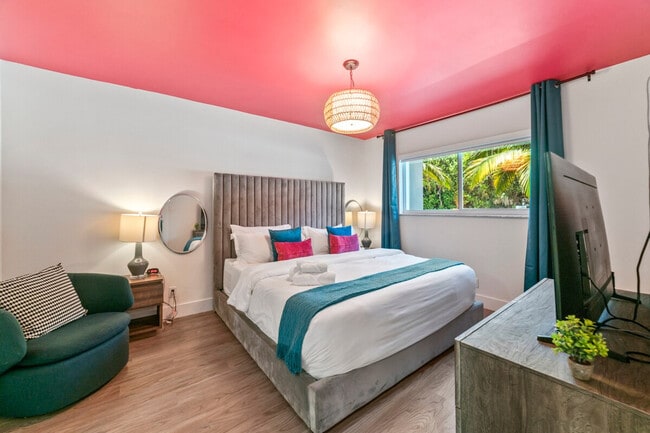 Photo - 365 N Ocean Blvd Unit ID1322490P