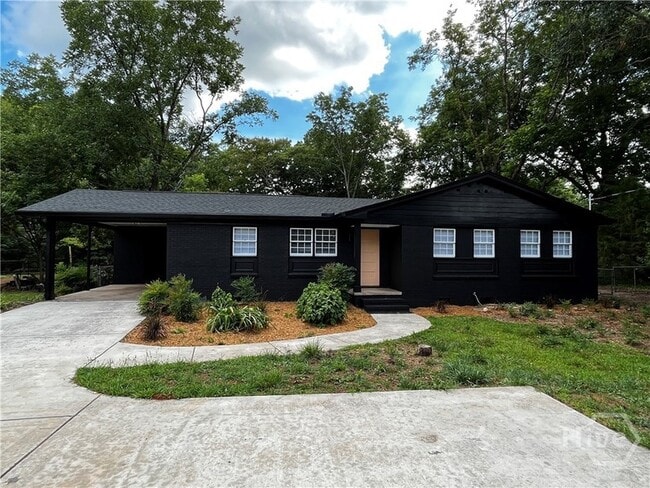 Building Photo - 1066 College Station Rd