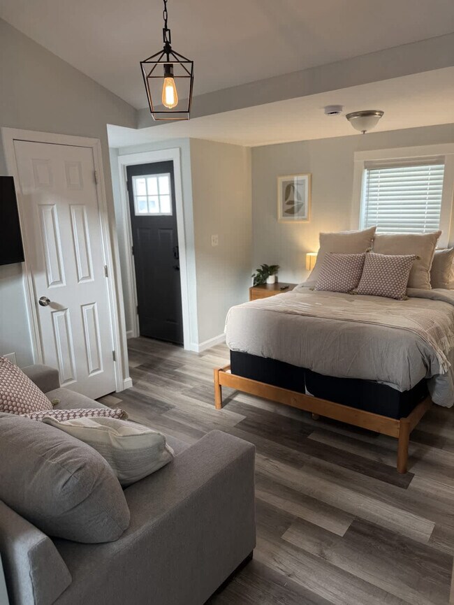 Photo - 4 Auburn Ave Ext Unit ID1312393P