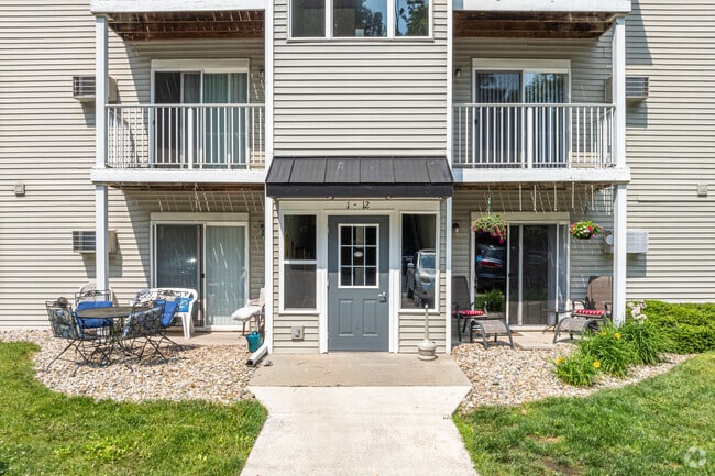 Building Photo - Griffin Estates Apartments