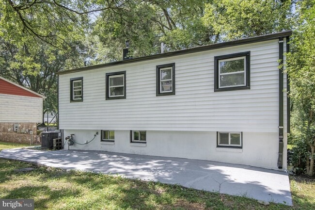 Photo - 3604 Halloway N