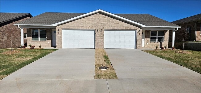 Building Photo - 617 NW 69th Ave