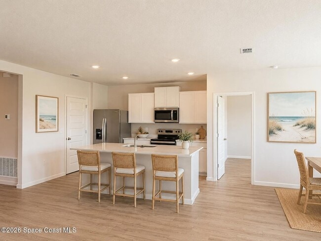 Photo - 1513 Garabaldi Cir SE