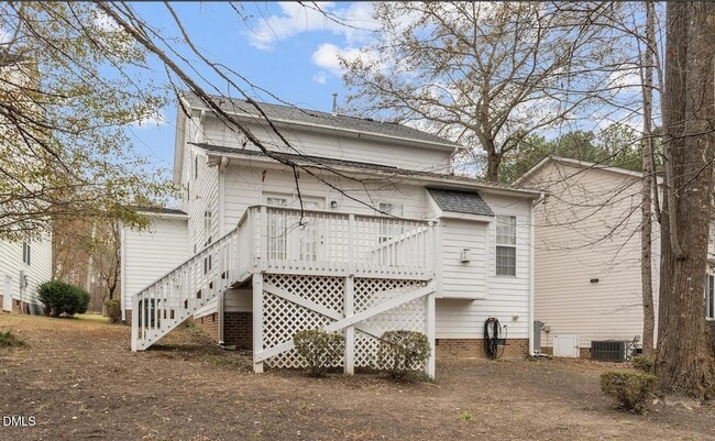 Photo - 108 Henson Pl