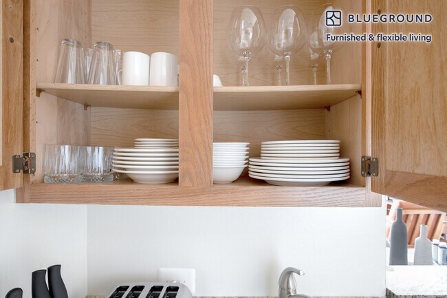 Photo - 1826 Vernon St NW Unit FL2-ID189