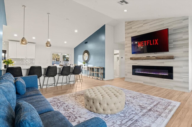 Photo - 15638 N 41st Pl Unit SI ID1068374P