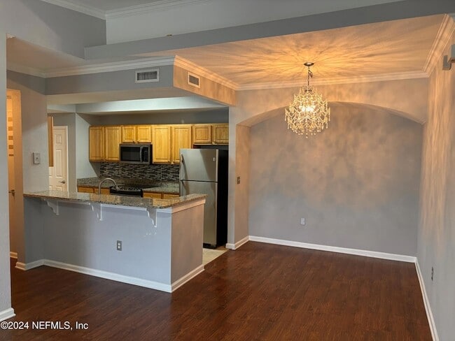 Photo - 10075 Gate Pkwy N Unit 2413