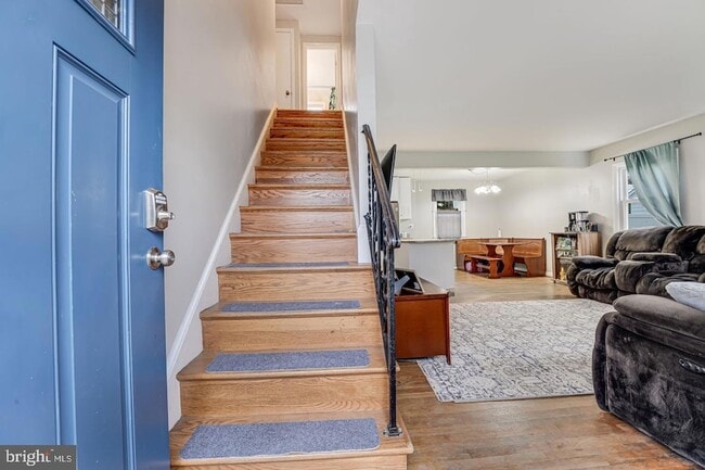Photo - 6714 Amherst Rd