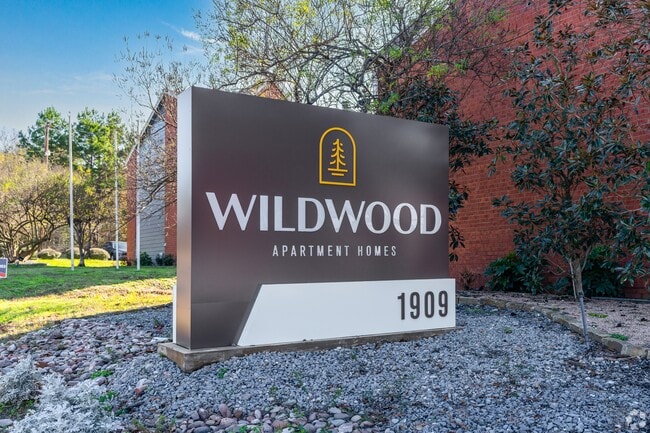 Wildwood Apartment Homes in Tyler, Texas - Wildwood Apartment Homes