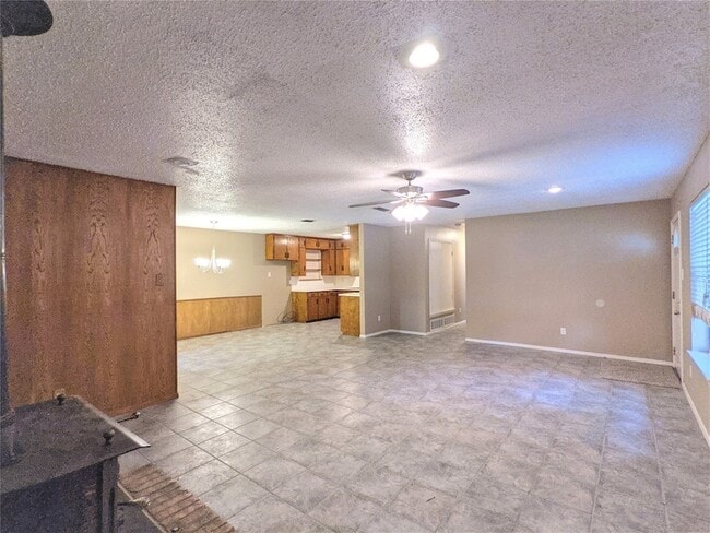 Photo - 134 Bellaire Dr