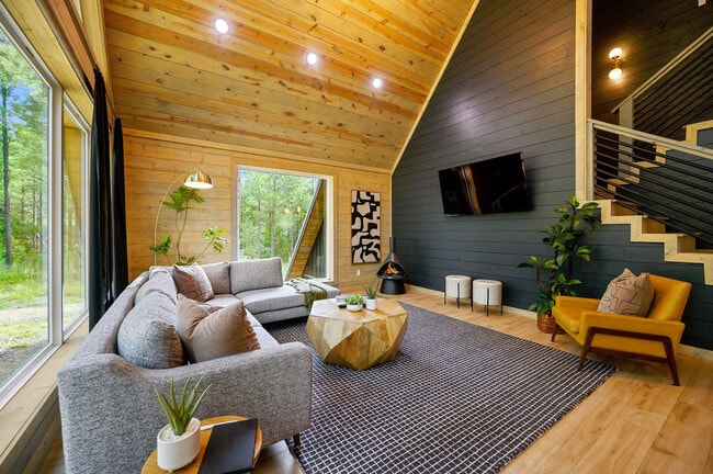 Photo - 436 Hochapine Trl Unit ID1255900P