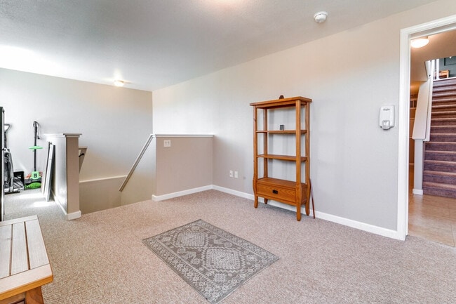 Building Photo - 799 Lookout Point Cir Unit SI ID1385806P