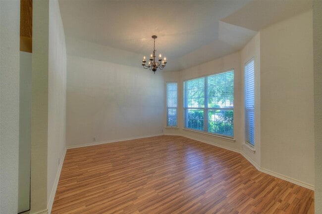 Photo - 1632 Belvedere Pl
