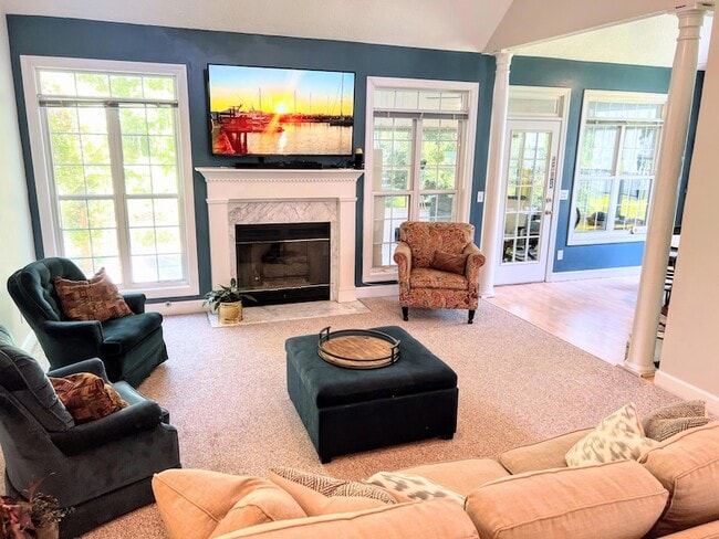 Photo - 1721 Fox Ridge Ct