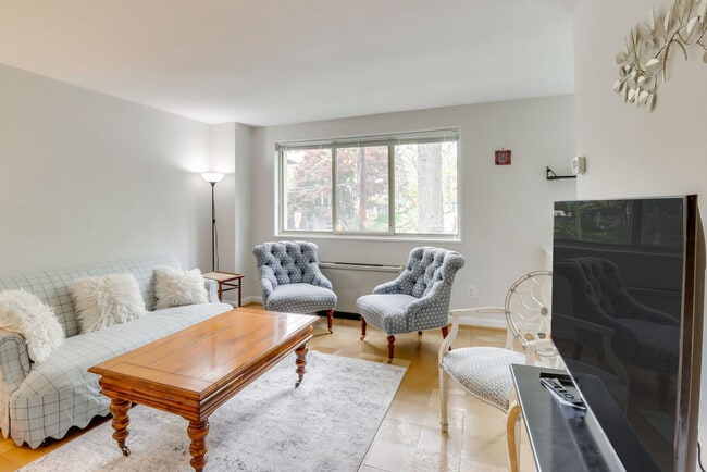 Photo - 2710 Macomb St NW Unit SI FL3-ID1546421P