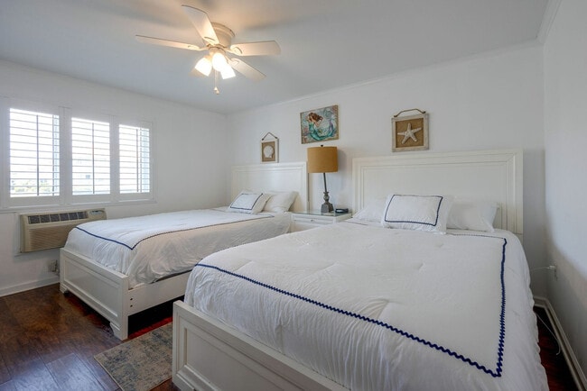 Photo - 1919 Spring St Unit SI FL1-ID1623792P