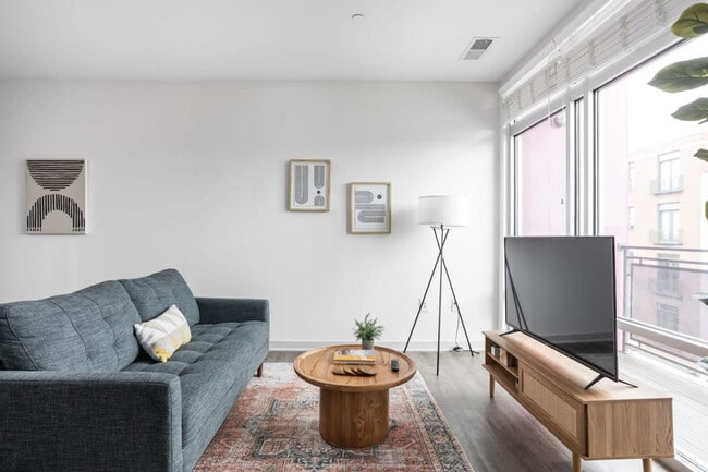 Building Photo - 747 N College Ave Unit ID1014484P