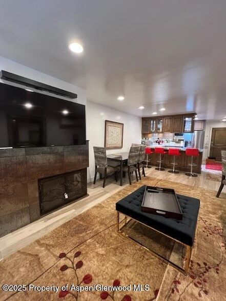 Building Photo - 205 E Durant Ave Unit 3 B