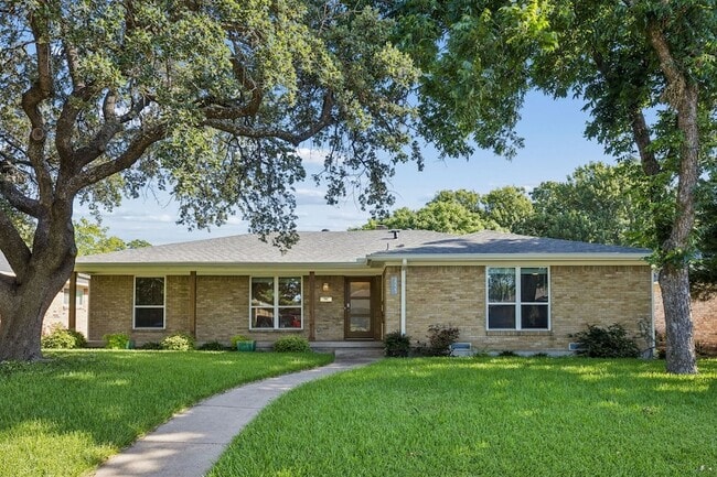 Building Photo - 2223 Freeland Way