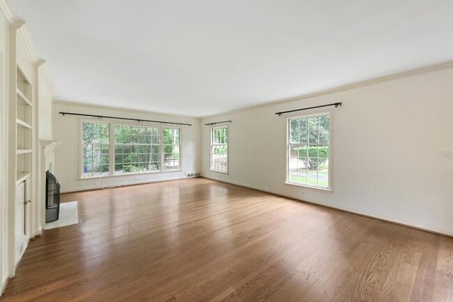 Photo - 3156 E Wood Valley Rd NW