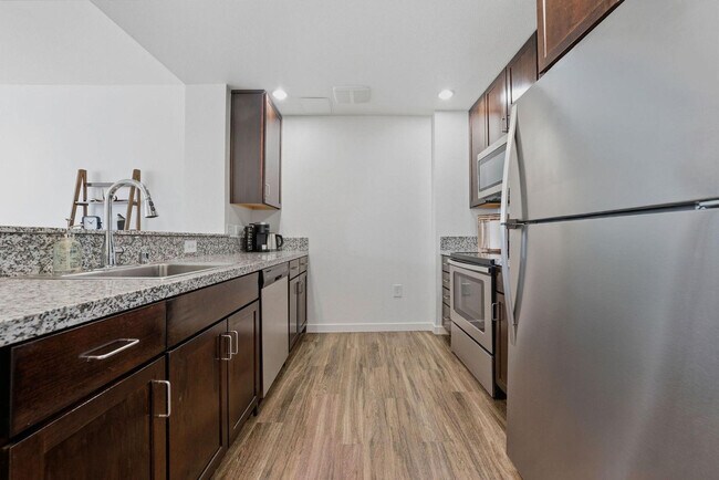 Photo - 1201 4th St Unit FL6-ID1436063P