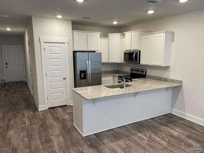 Photo - 1650 Iroquois Ct