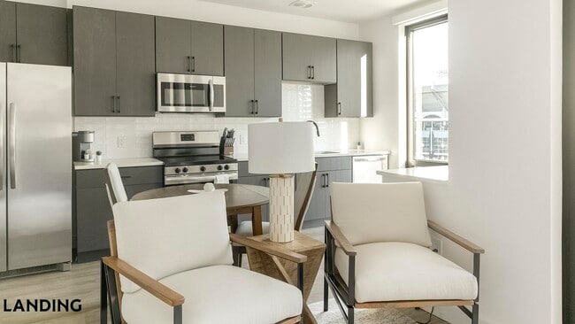 Building Photo - 1007 S Mint St Unit 807