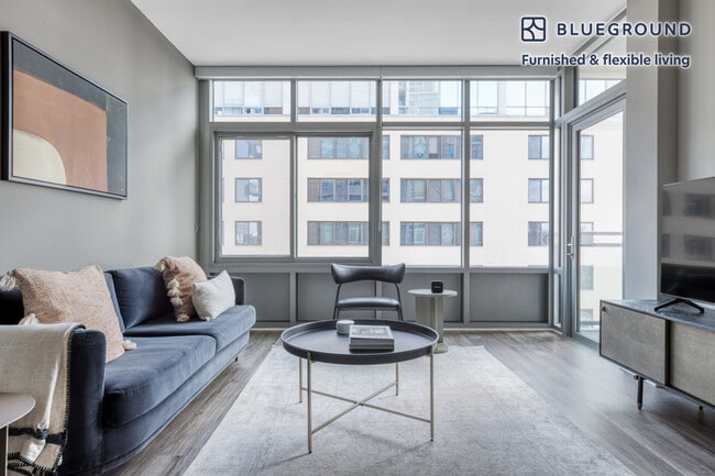 Building Photo - 4800 Auburn Ave Unit FL11-ID659