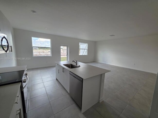 Photo - 19571 SW 339th St