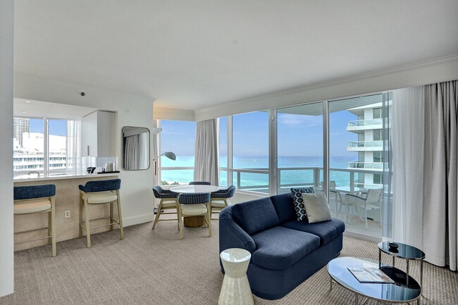Building Photo - 4401 Collins Ave Unit SI ID1540519P