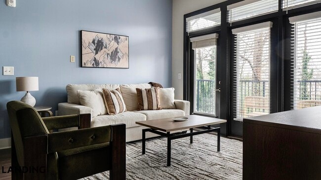 Building Photo - 2550 Blackmon Dr Unit 2407