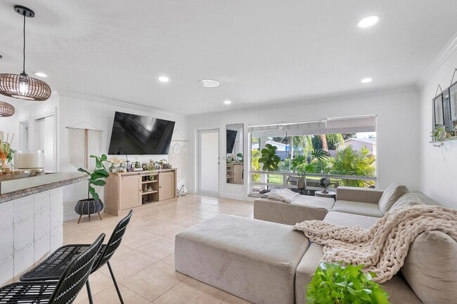 Photo - 101 SE 13th St