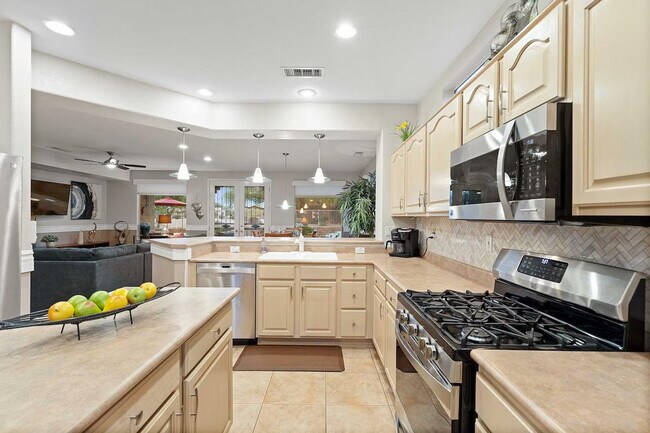 Photo - 17824 N Stone Haven Dr Unit SI ID1385927P