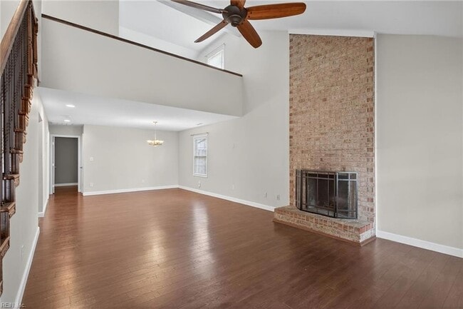 Photo - 5677 Rushmere Dr