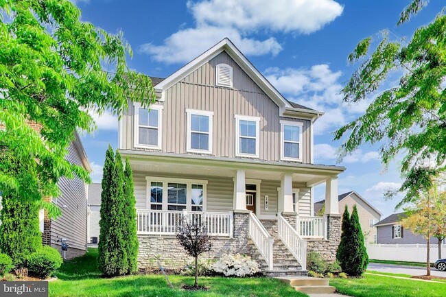Photo - 140 Limpkin Ave