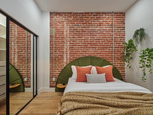 Montesino 1 BR Palazzo - The Piazza