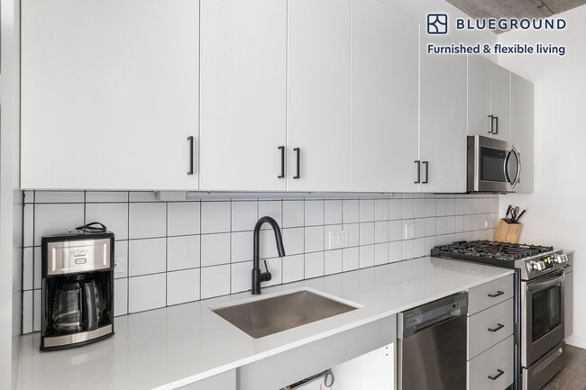 Photo - 61 W Erie St Unit FL2-ID1396