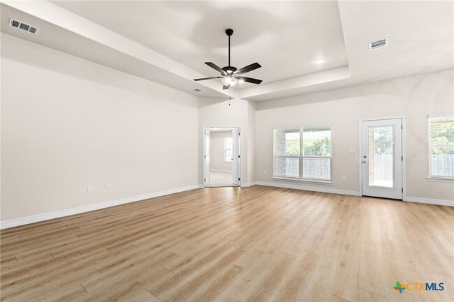 Photo - 1634 Dryden Ave